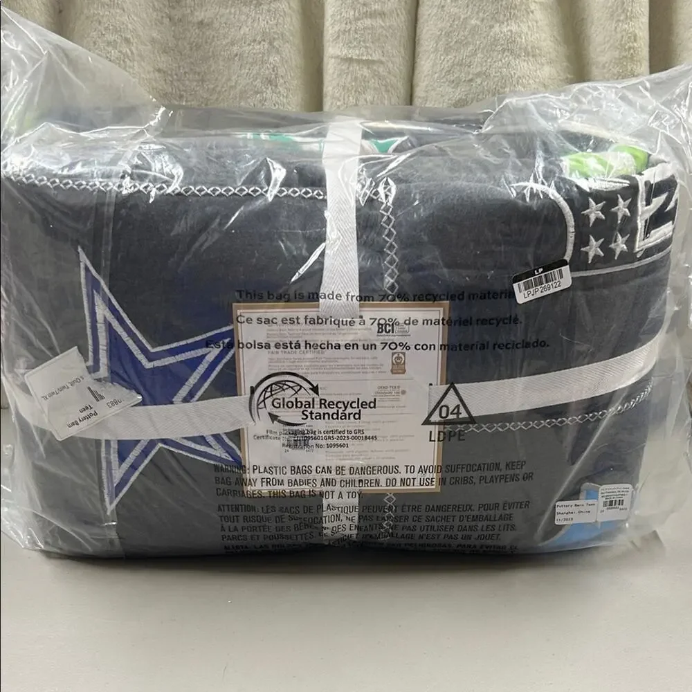 Pottery Barn NFL Brights Quilt Twin / Twin XL Football Team Logos Bedding NWT